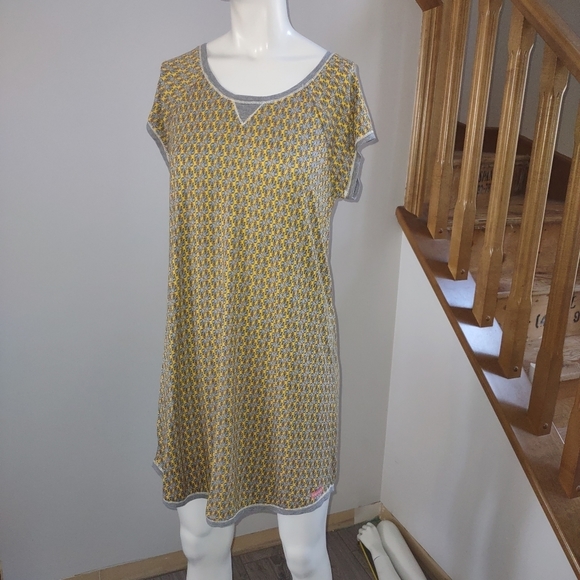 KENSIE elephant tshirt dress - Picture 1 of 6